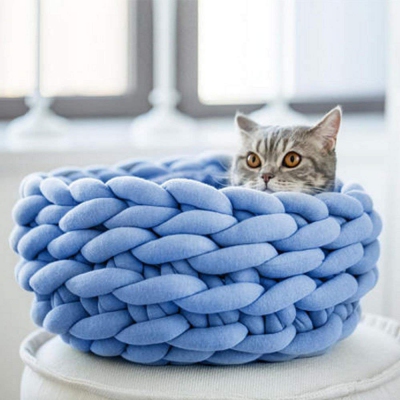 premium Crochet Cat Bed that can be machine washed
